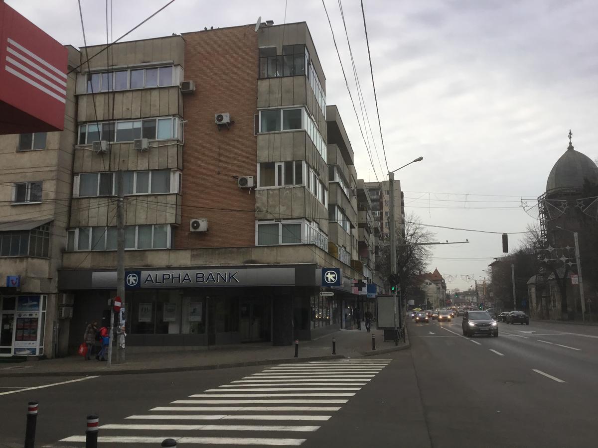 White Dream Suites Iasi Ngoại thất bức ảnh