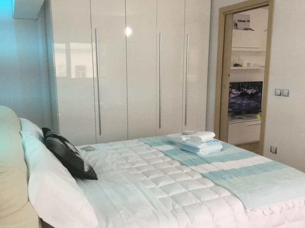 White Dream Suites Iasi Ngoại thất bức ảnh