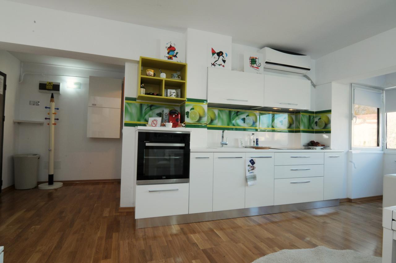 White Dream Suites Iasi Ngoại thất bức ảnh