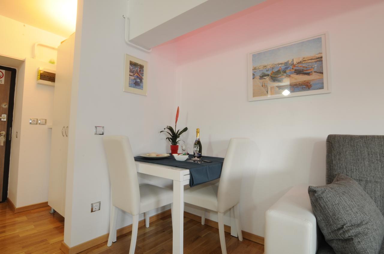 White Dream Suites Iasi Ngoại thất bức ảnh