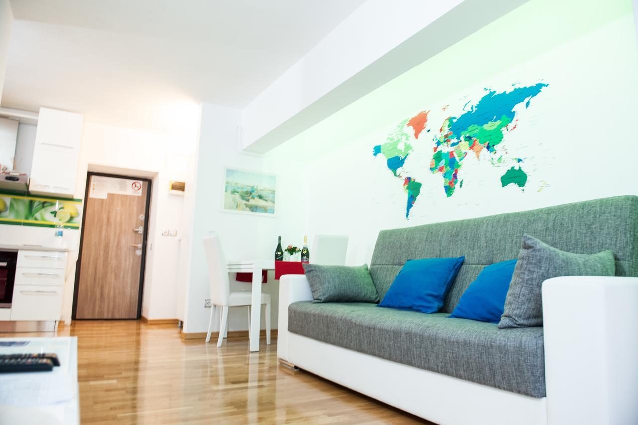 White Dream Suites Iasi Ngoại thất bức ảnh