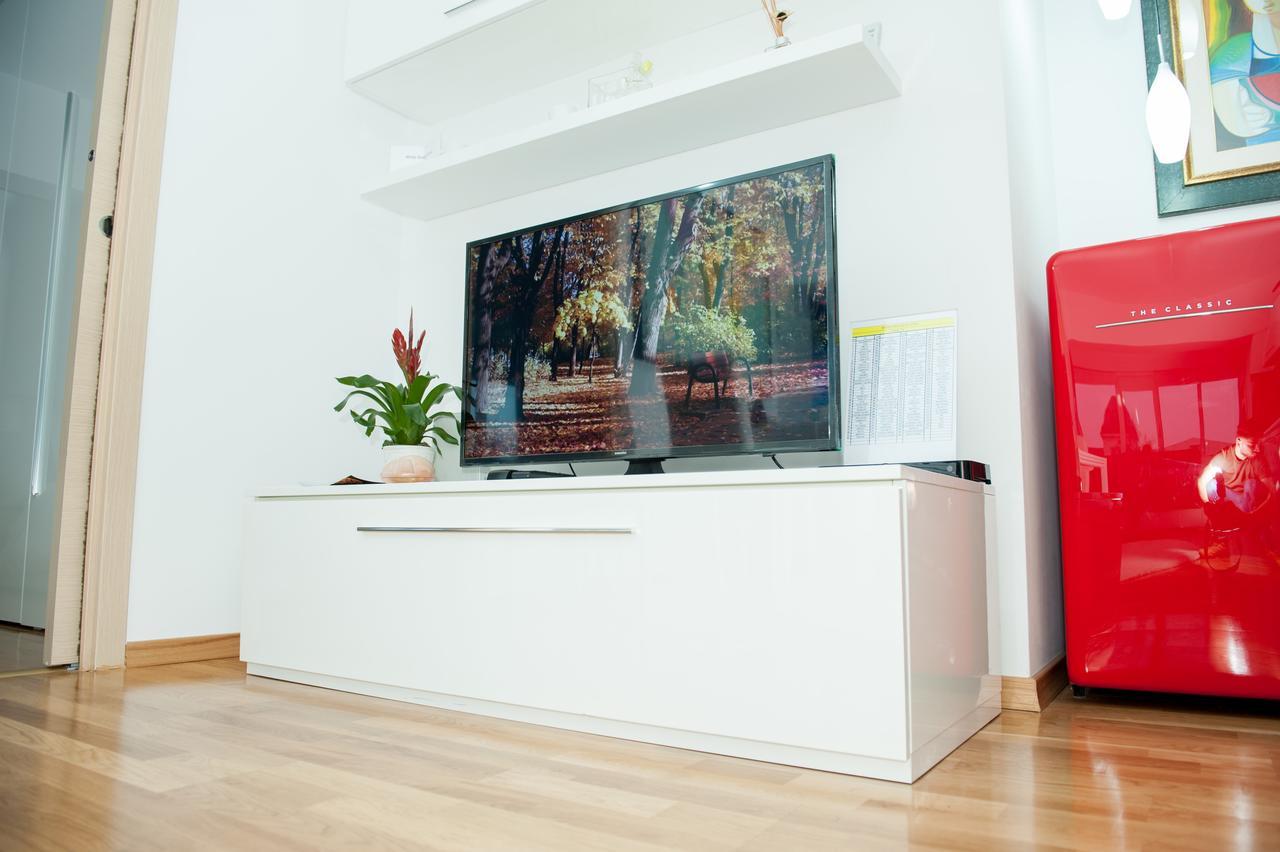 White Dream Suites Iasi Ngoại thất bức ảnh
