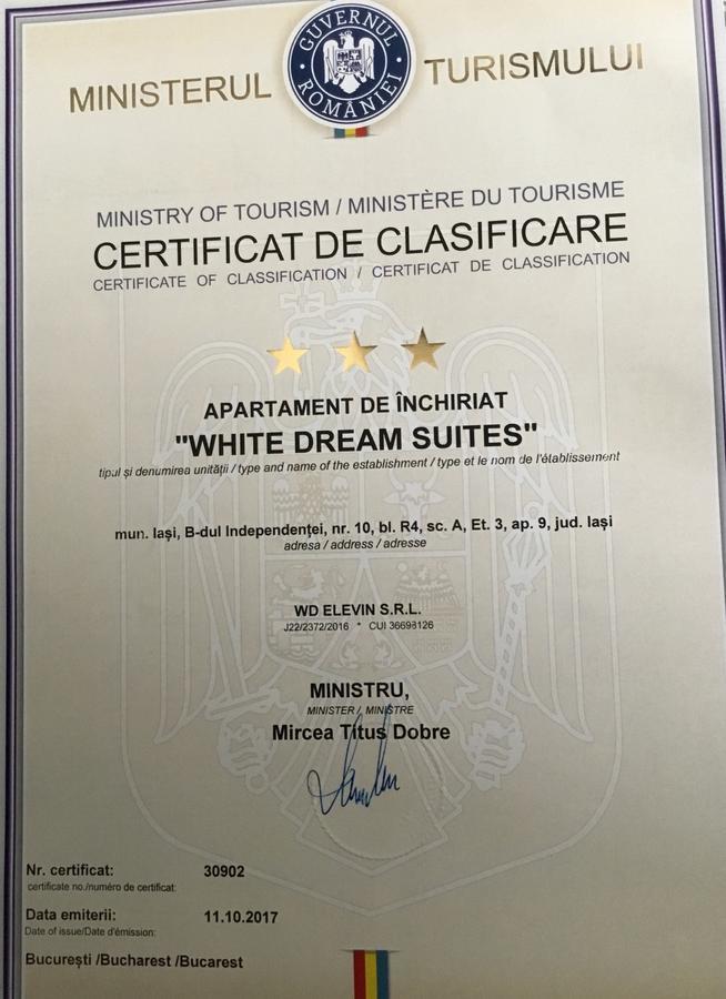 White Dream Suites Iasi Ngoại thất bức ảnh